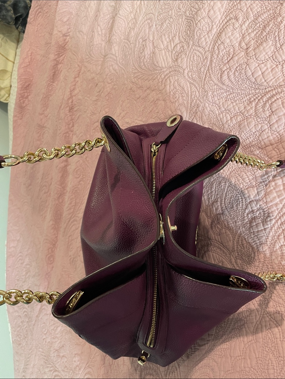 Coach Turnlock Edie Purse Pebbled Leather Shoulder Bag in Plum w/ Gold Hardware - Picture 10 of 16